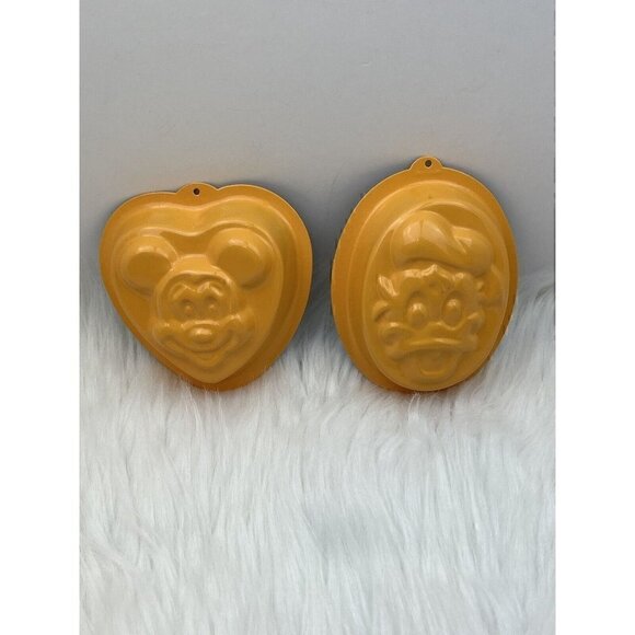Disney Mickey Mouse & Donald Duck Mini Cake Jello Mold Pan Heart Shape - Picture 1 of 14